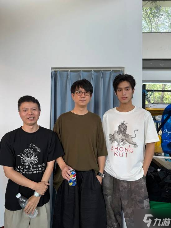 超帅模特与《黑神话》杨奇合影!回应钟馗何时发售